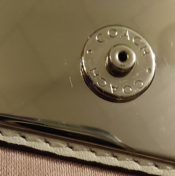 Coach Cursive Label Chalk Crossbody, Nice - Picture 5 of 13